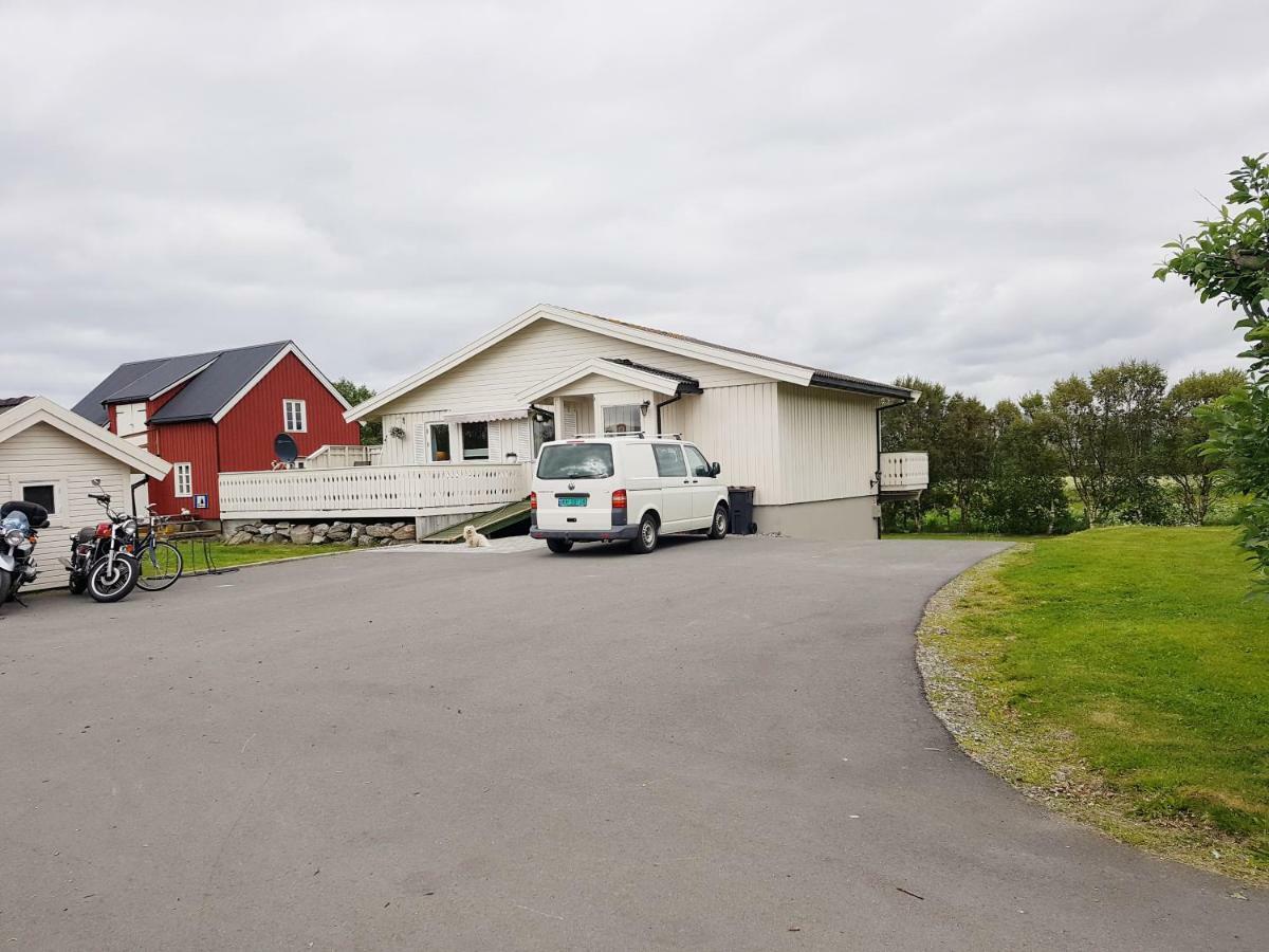 Lofoten Home Apartment Leknes Exterior photo